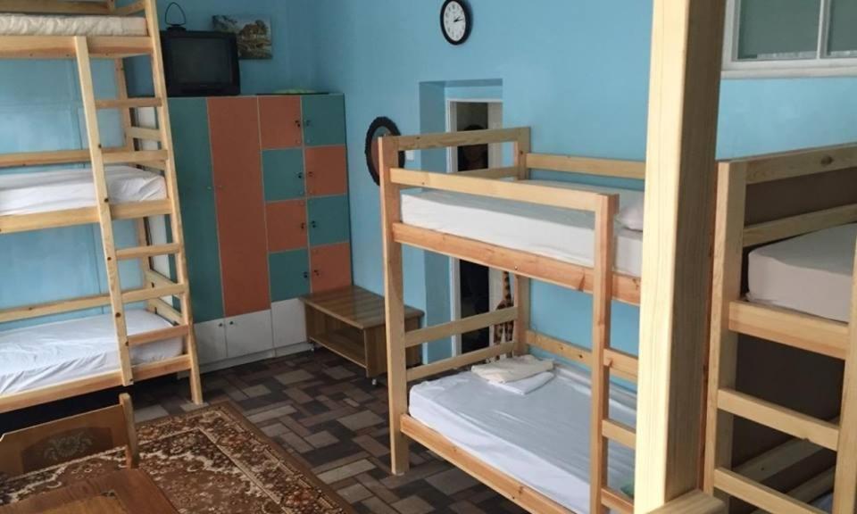 Отель Хата Dnipro Ngoại thất bức ảnh