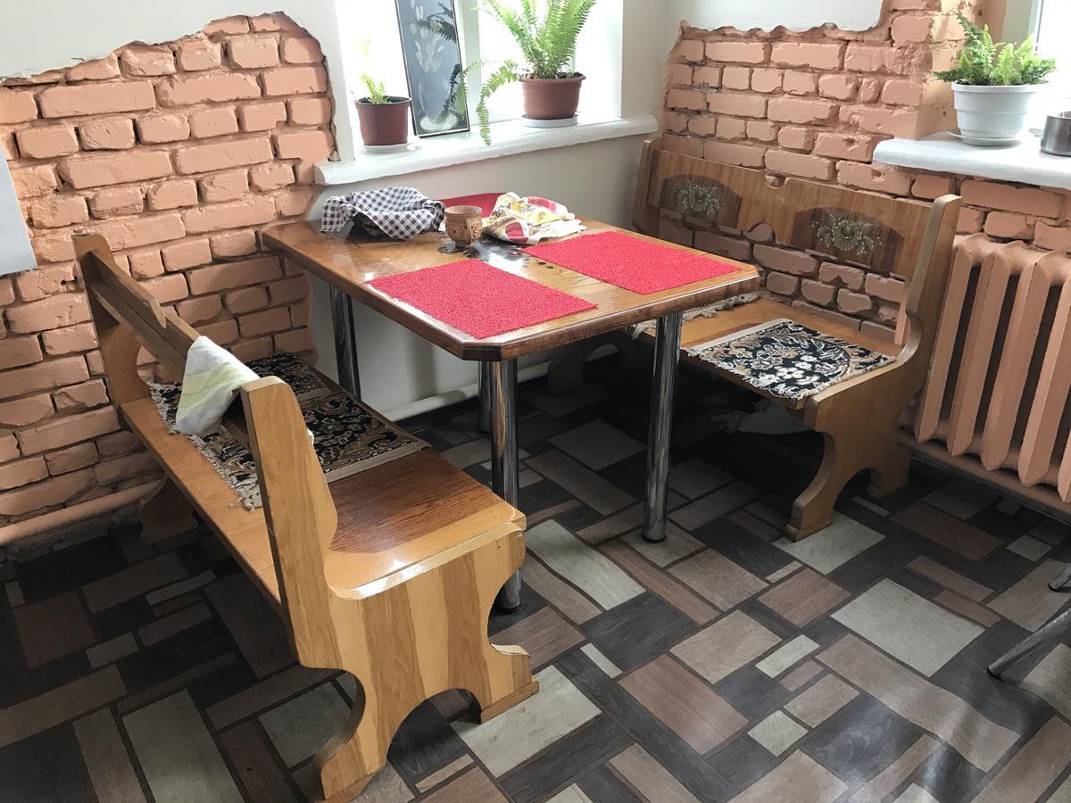 Отель Хата Dnipro Ngoại thất bức ảnh