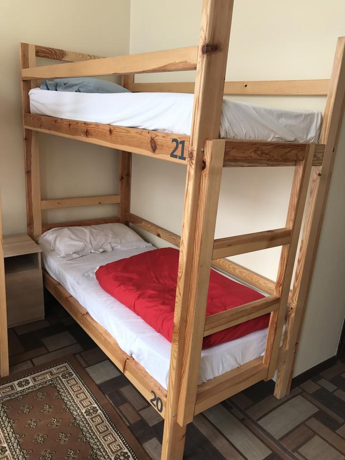 Отель Хата Dnipro Ngoại thất bức ảnh