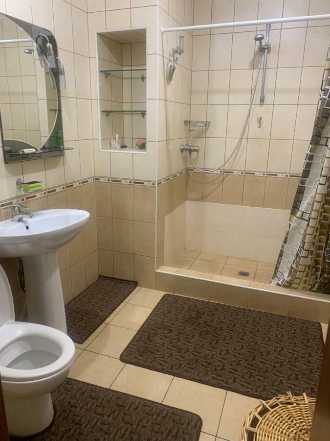Отель Хата Dnipro Ngoại thất bức ảnh