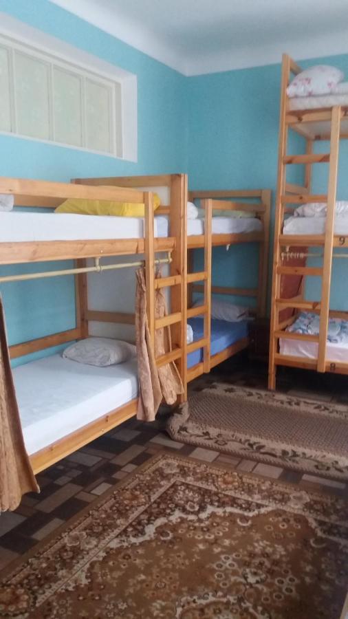 Отель Хата Dnipro Ngoại thất bức ảnh